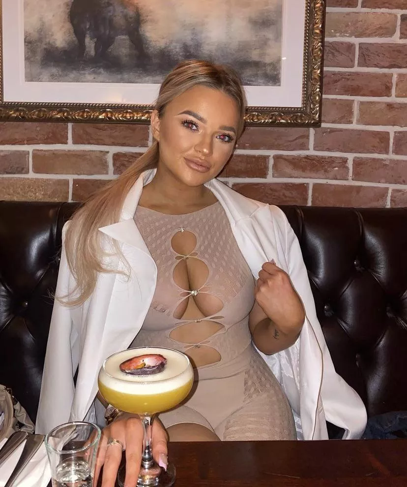 Little slip 👀 posted by pingustan