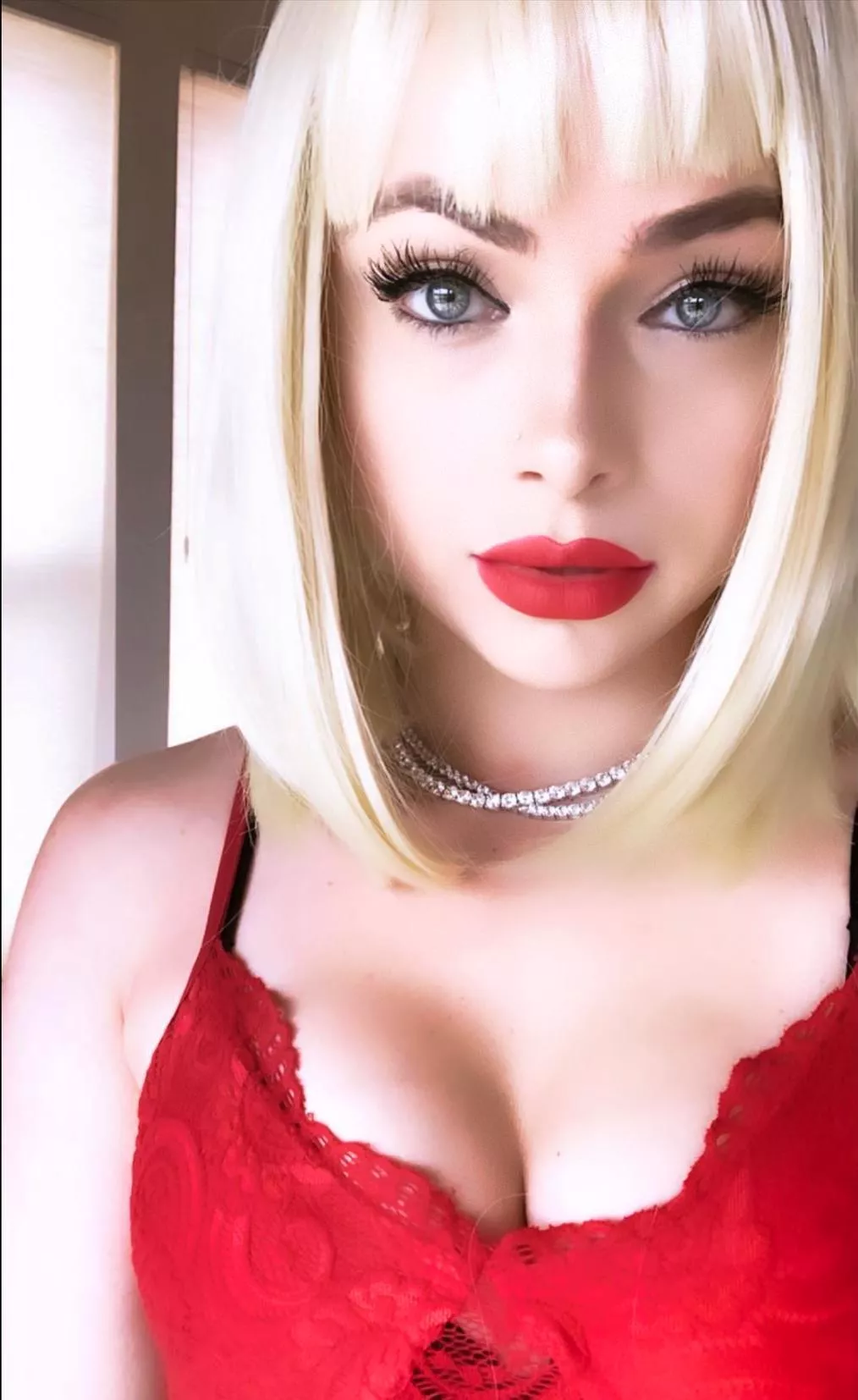 Liv posted by Larrus_Bakarian