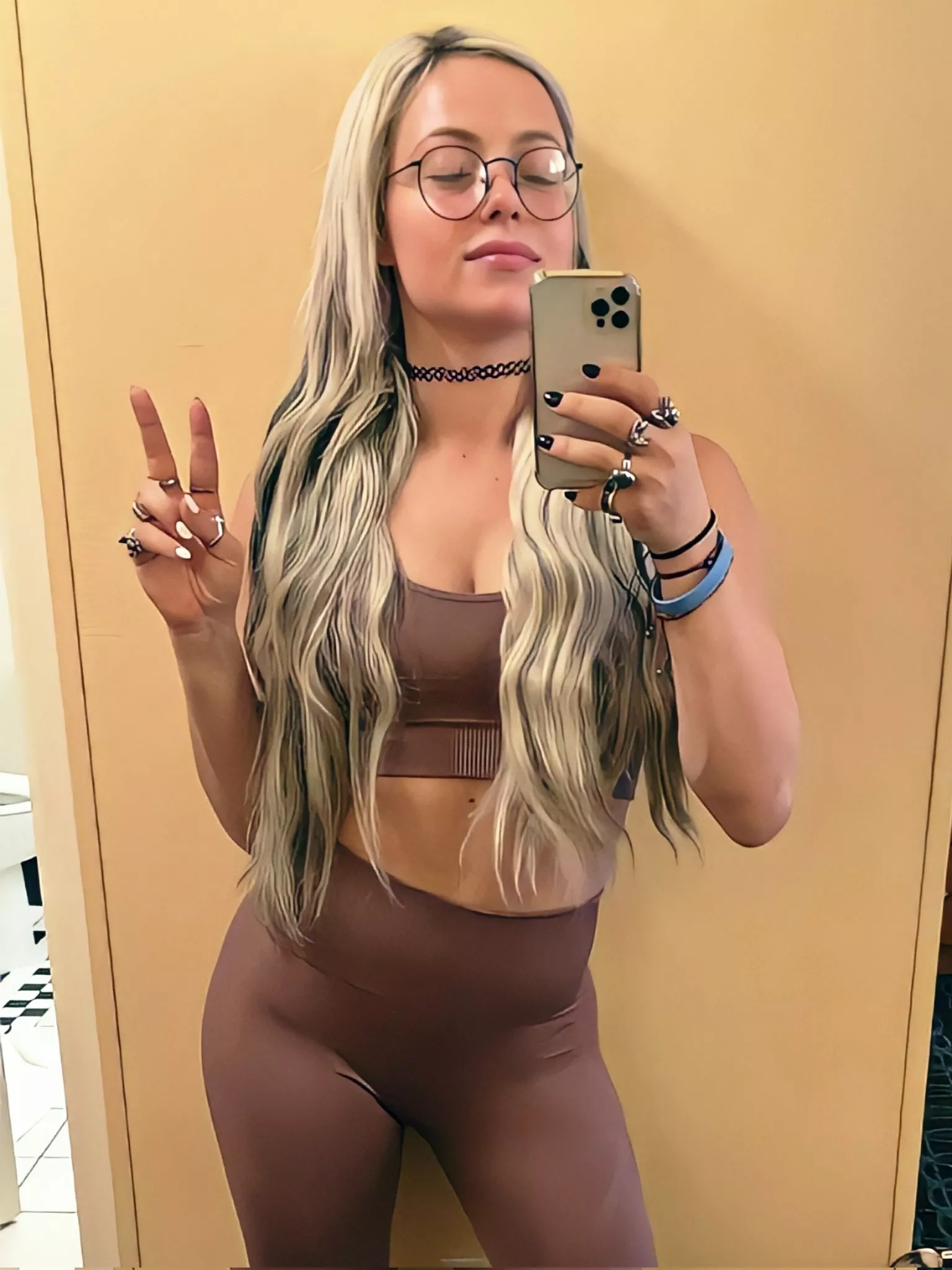 Liv Morgan posted by YagamiDash