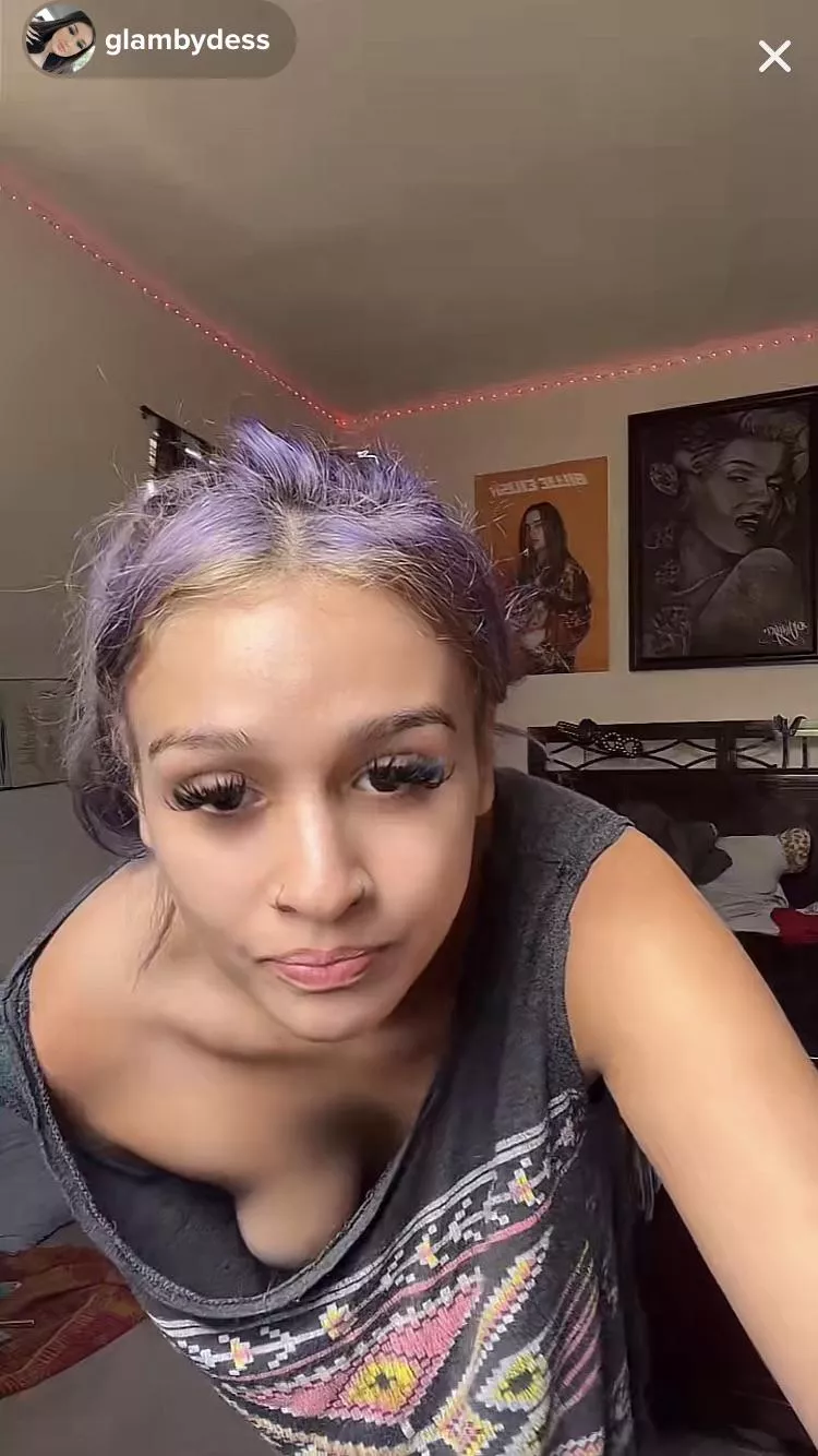 Live now posted by poopdollaah