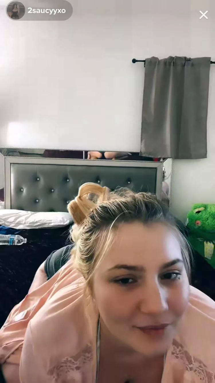 Live now posted by bussanut66