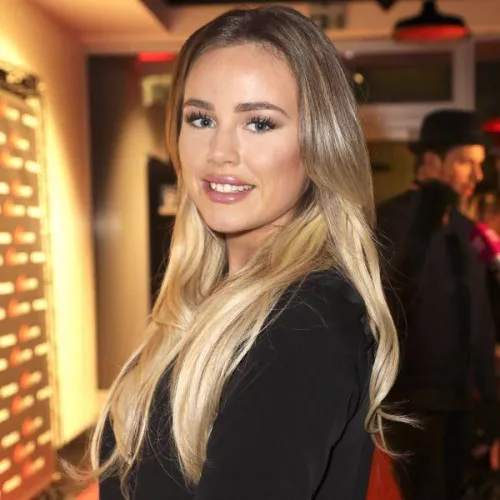 Liz Kaeber. by FormerFruit