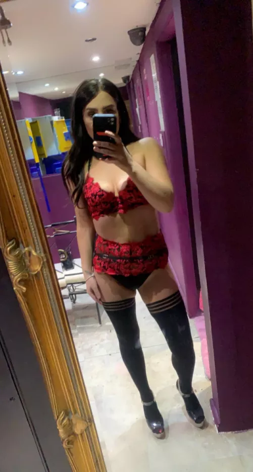 Local milf ready for work (f) (31) by Pandorasbox1991