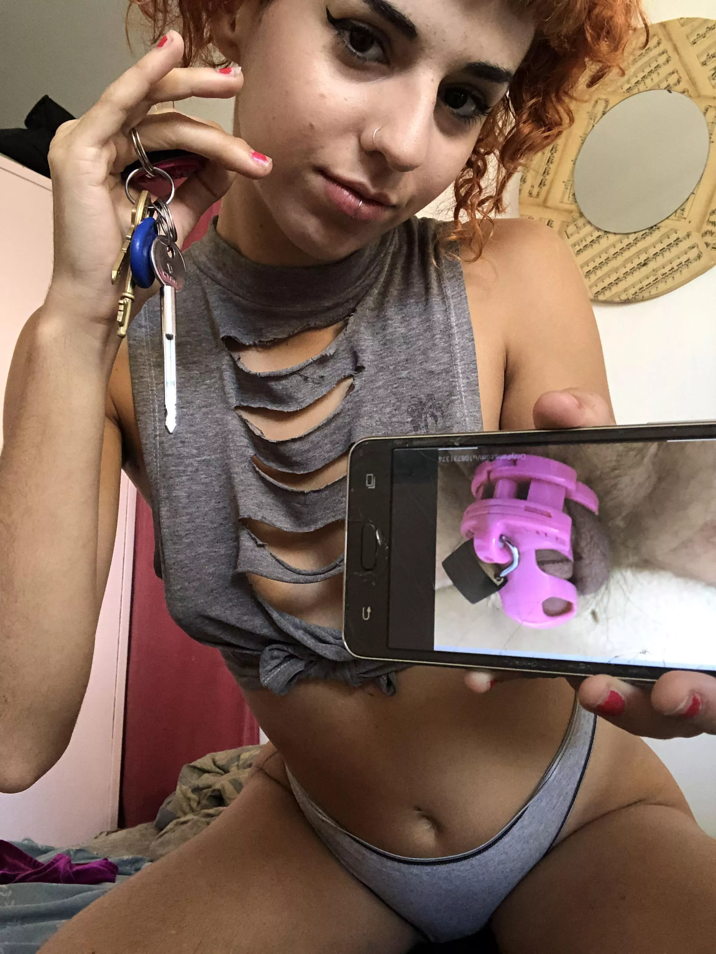 Locked 🔐🤏case the only dick u r going to use is mine 😈🥵 she is u/sissydestiny2233 my new bitch 😹 posted by Siren_Bae