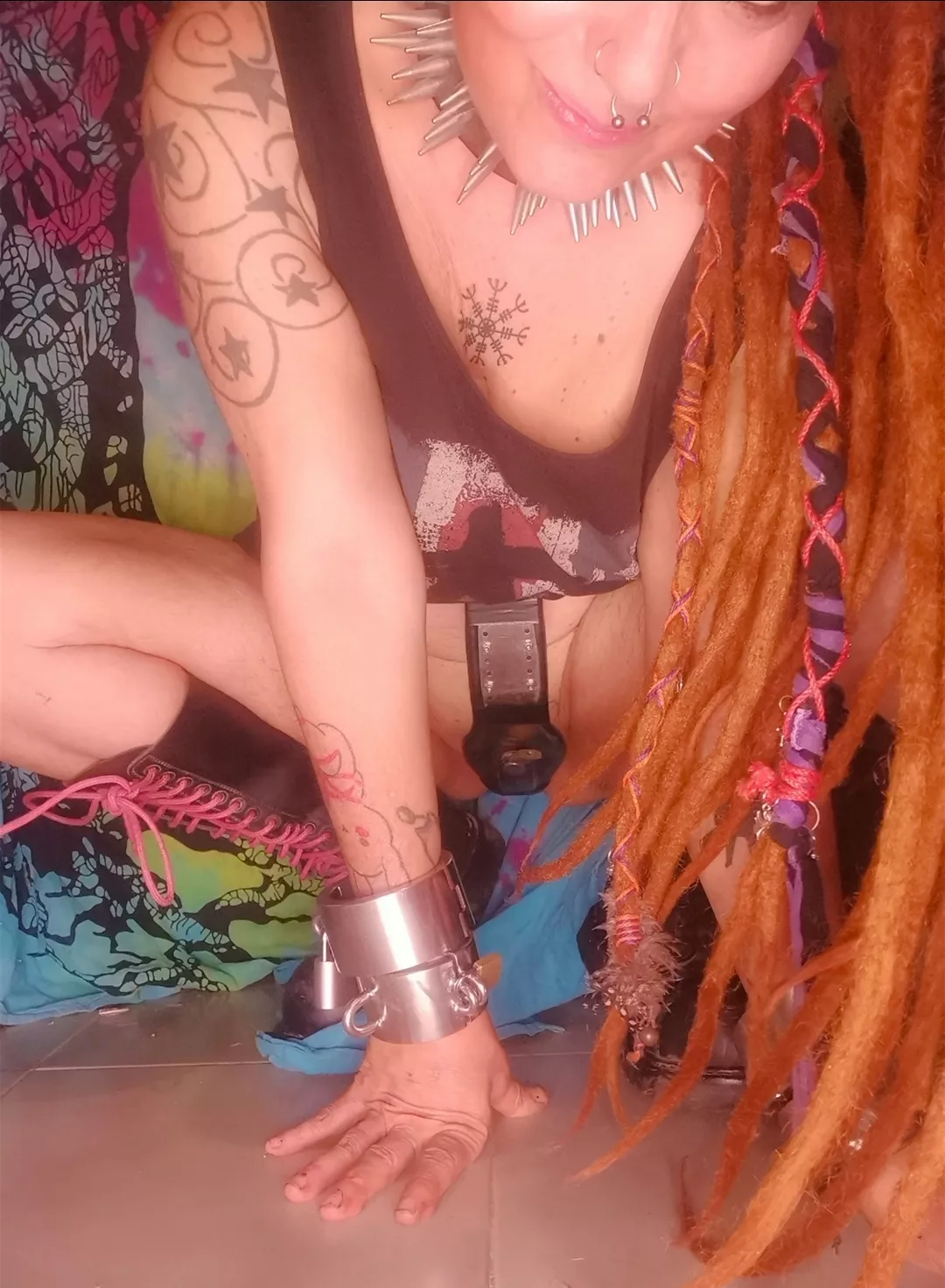 ??Locked on one of my chastity belts. But i want to play posted by triathloncrisp