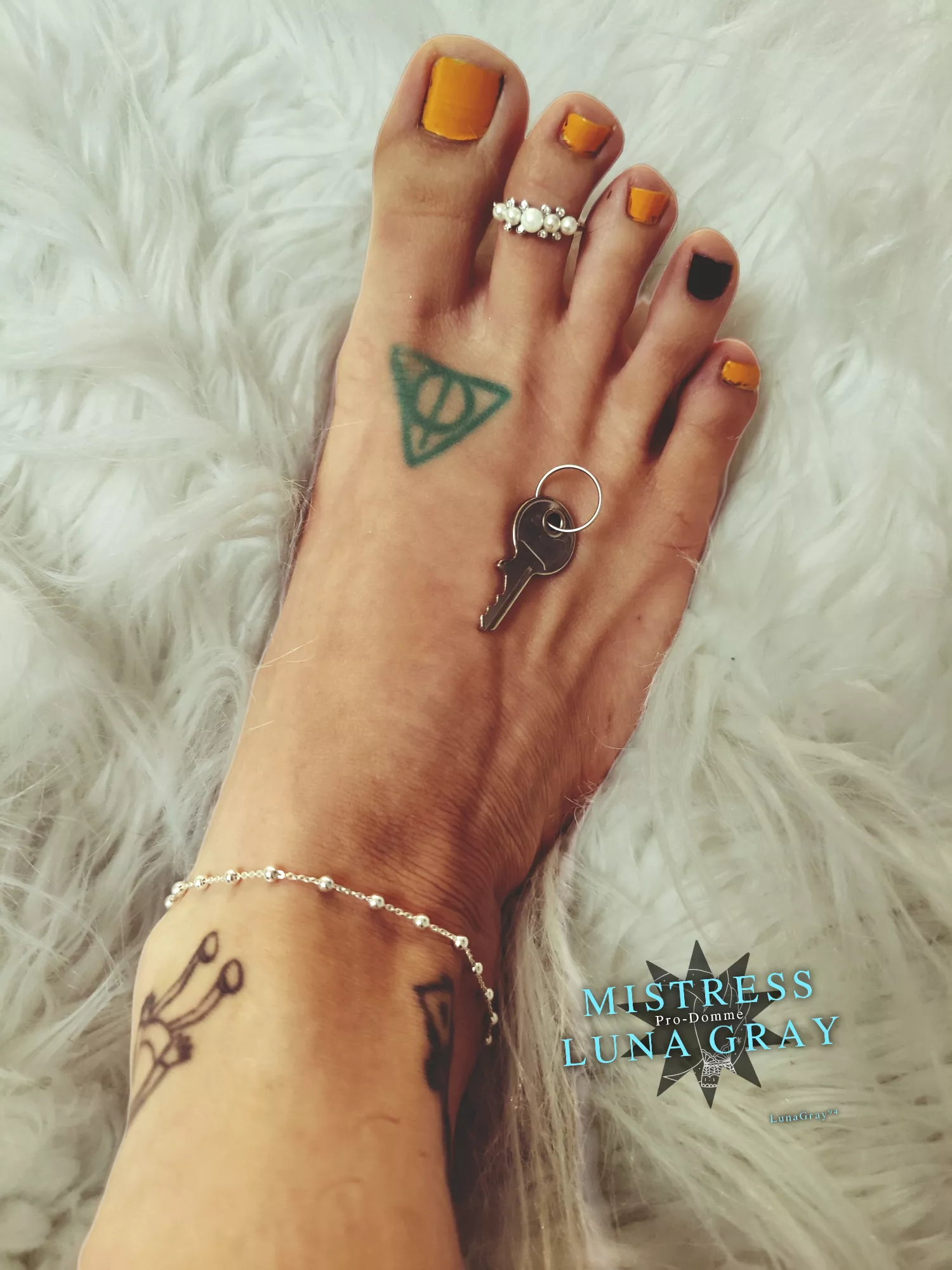 locking you up next. posted by lunagray94