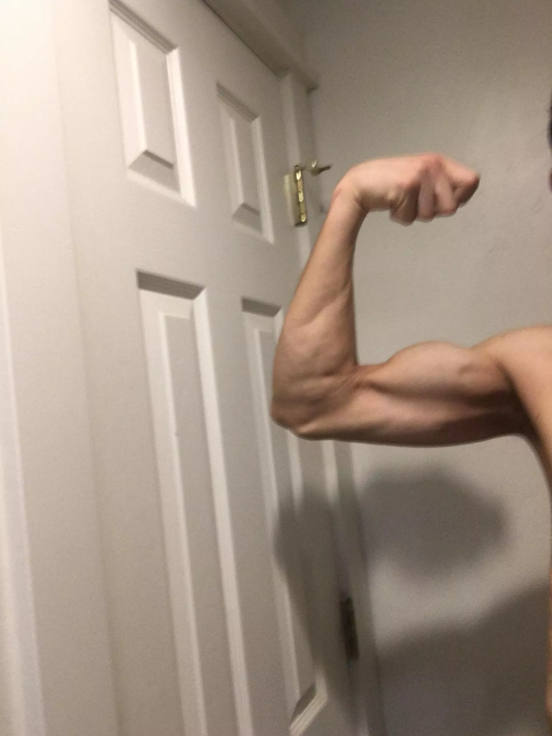 Lol. My shadow looks like a horse hoof posted by Saltyraisins_