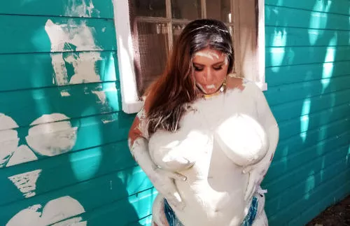 London Andrews posted by evenflow_2991