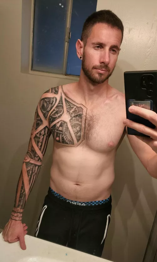 Long day at work but ended it with Sushi and Sake :) (32, phx) by 89vintage