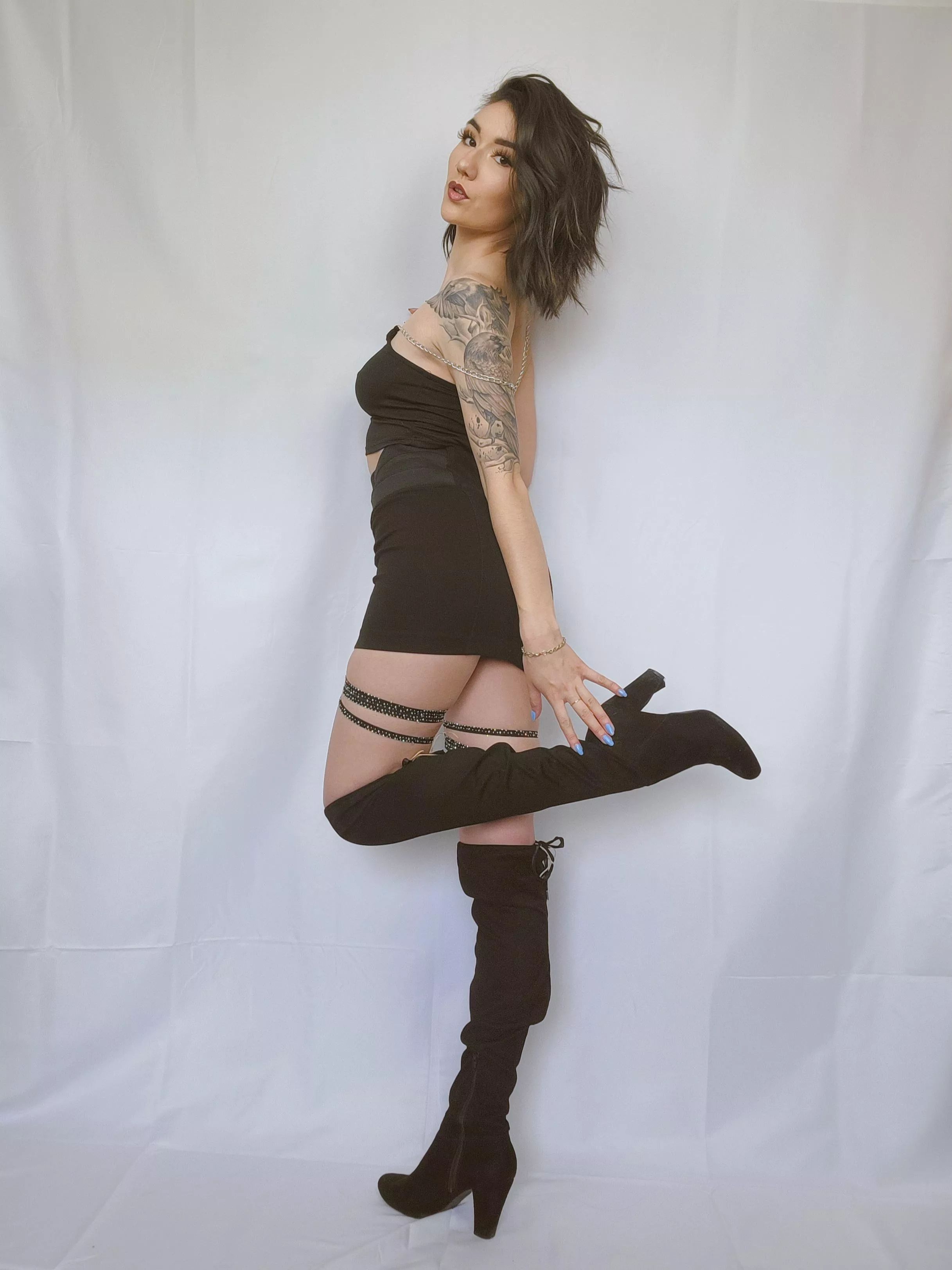 Long legs in some tall boots, what more could you ask for? posted by Mistress_Blaize