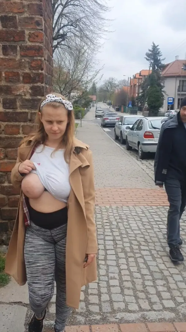 Look at my face and that guy's face. I think it's even funny. heh [IMG] by CukierkowaZgrywuska