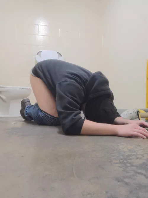 look at my good boy😌which one of you losers are looking to be punished as well ? by AaliyahtheGoddess