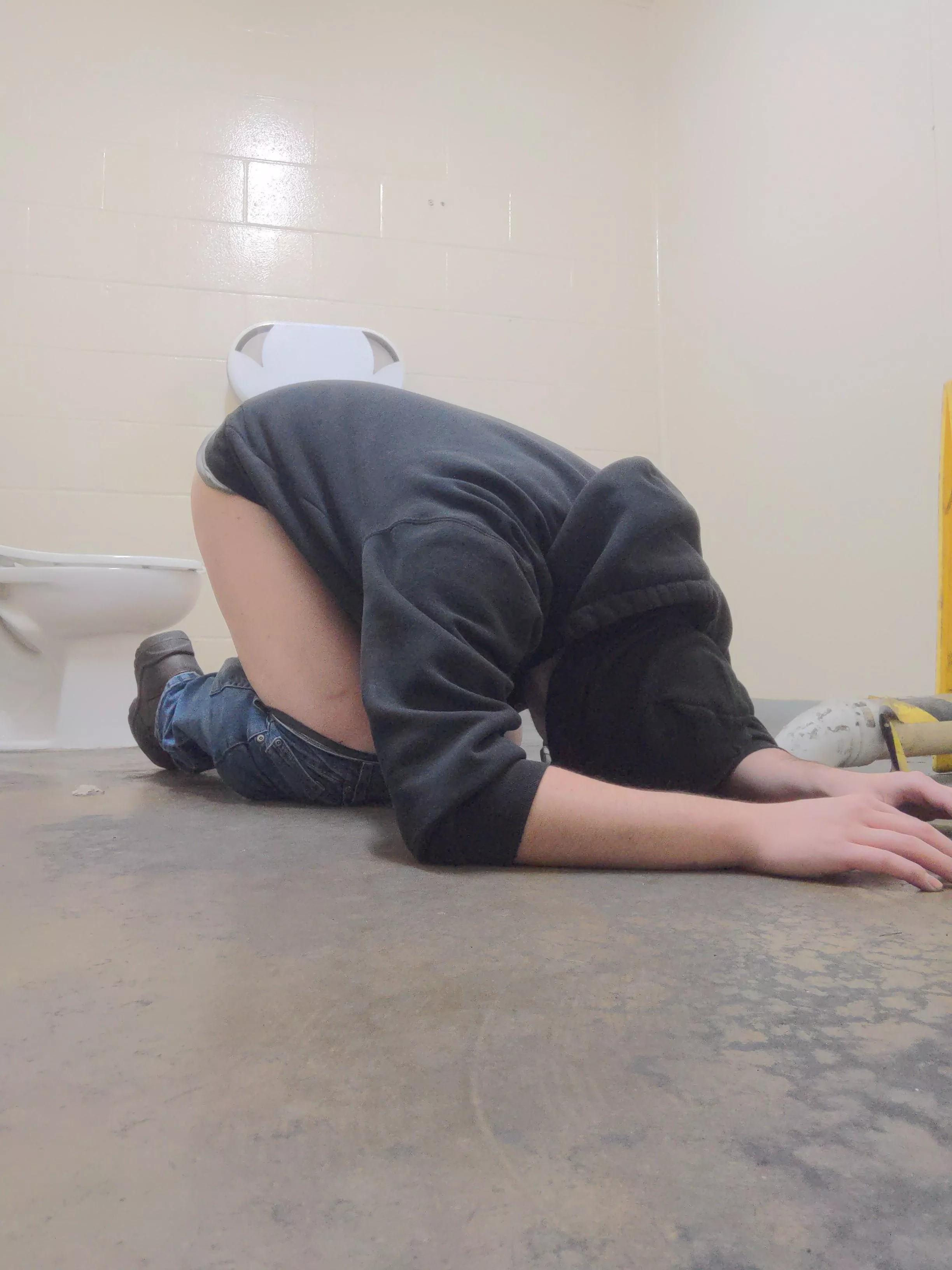 look at my good boy😌which one of you losers are looking to be punished as well ? posted by AaliyahtheGoddess