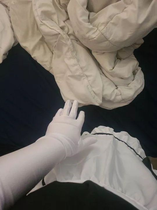 Look at my pathetic shy sissy , so shy she can’t even bring herself to show anything more than her hand, tell me how I should break her shyness posted by RushinIF