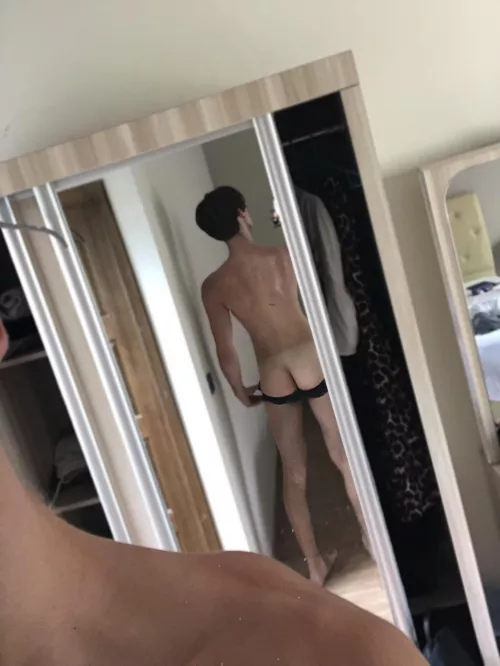 Look at my tan line ✌️😜🍑 (18yo) by luv_Matt