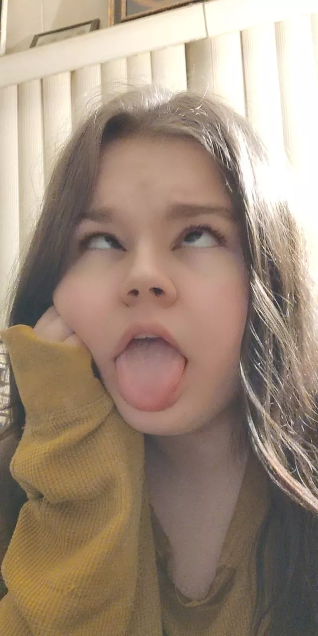 look at that tongue posted by delena113