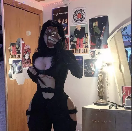 Looking 4 big dicks 2 tribute <3 dm me by Few-Chance2854