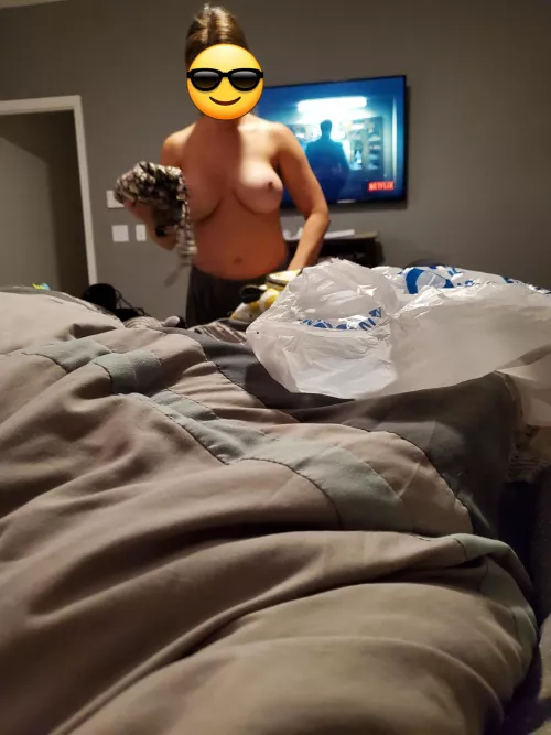 Looking for a bi guy to jerk off with. Wife is 32 flight attendant with a new pair of boobs. Send us a sample on Kik at Graysond8 by playitloud888