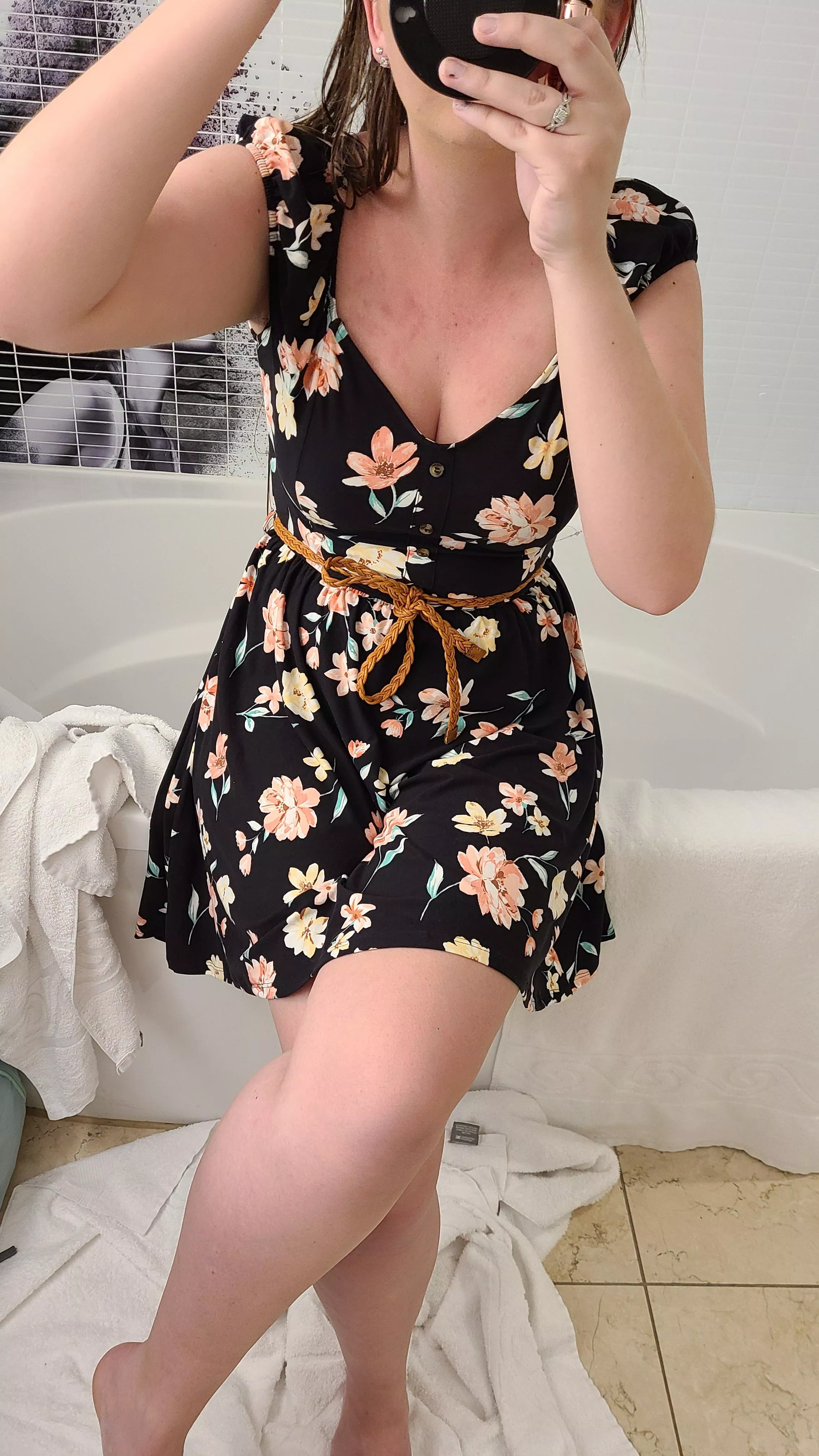 Looking for a fwb for wife. She's 23 curvy blonde, shy posted by landen300