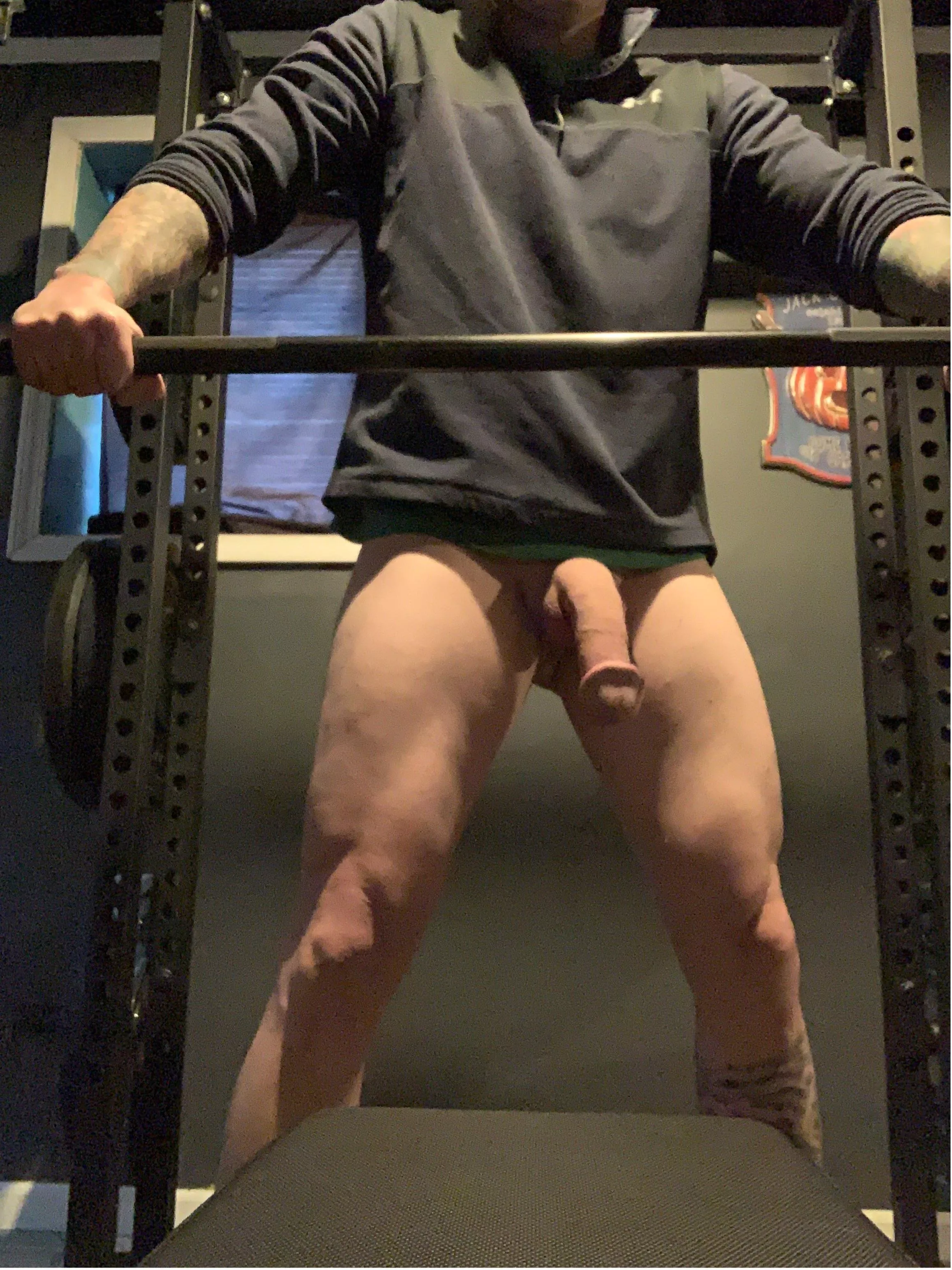 Looking for a hotwife to do a caption with posted by TheBananaProject