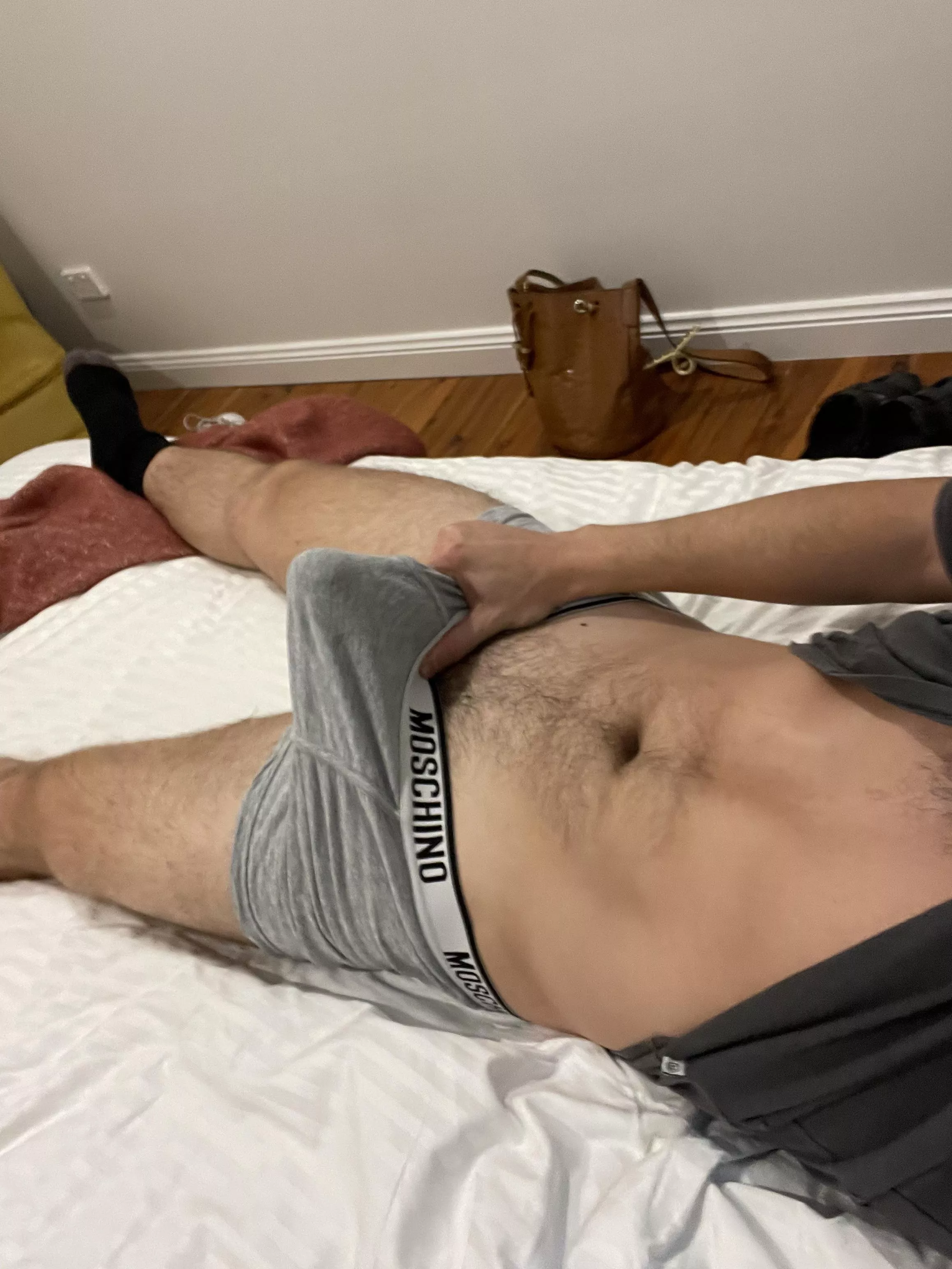 Looking for a mouth for a couple of hours posted by slightlisp