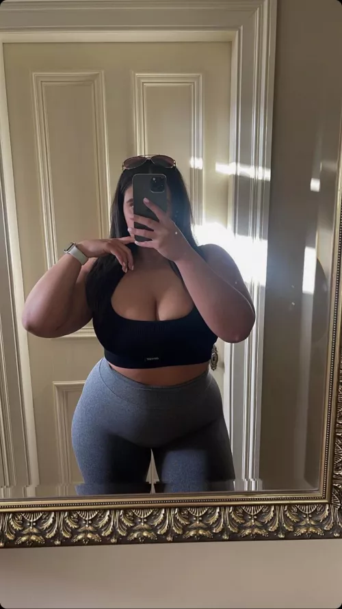 looking for a small dicked tributer to feed my IRLs. dm me for my usernames by throwawayjerkbudds