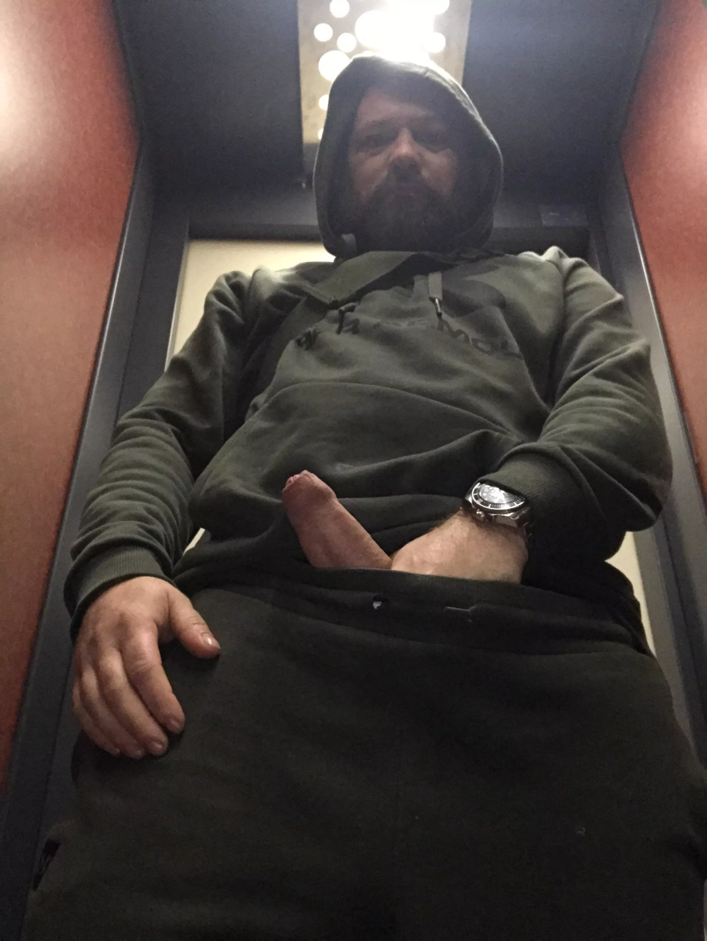 Looking for company in the elevator ... What would you do if you were here with me? (41) posted by sessosesso123