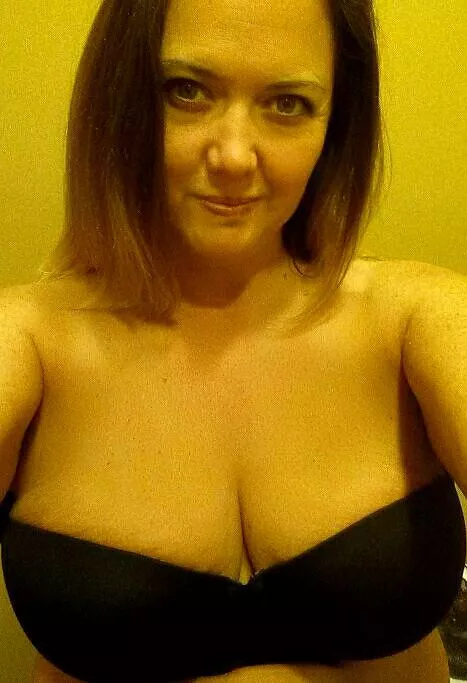 Looking for cum video tributes to wife's pics Kik splatter_her. Have a previous example please. posted by splatter_her1