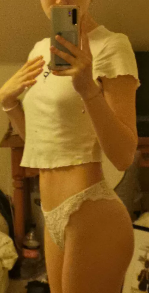 Looking for jerk and cum trib of sister, got pics of her phone(nudes too) must have big dick, send pic of cock and second screen to kik mcdrohdr by McDroh