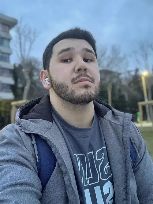 Looking for my mr. Right by jtolibov