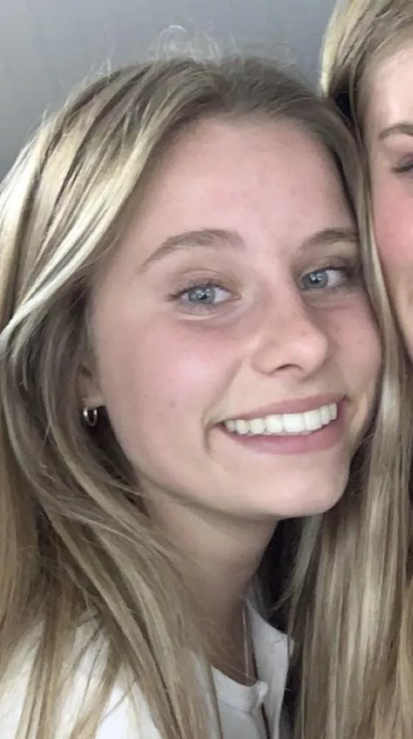 Looking for people to do some cock/cum tribute for irl girls and others. Message me if you’re interested interested! I have a big selection posted by YeffShawn924