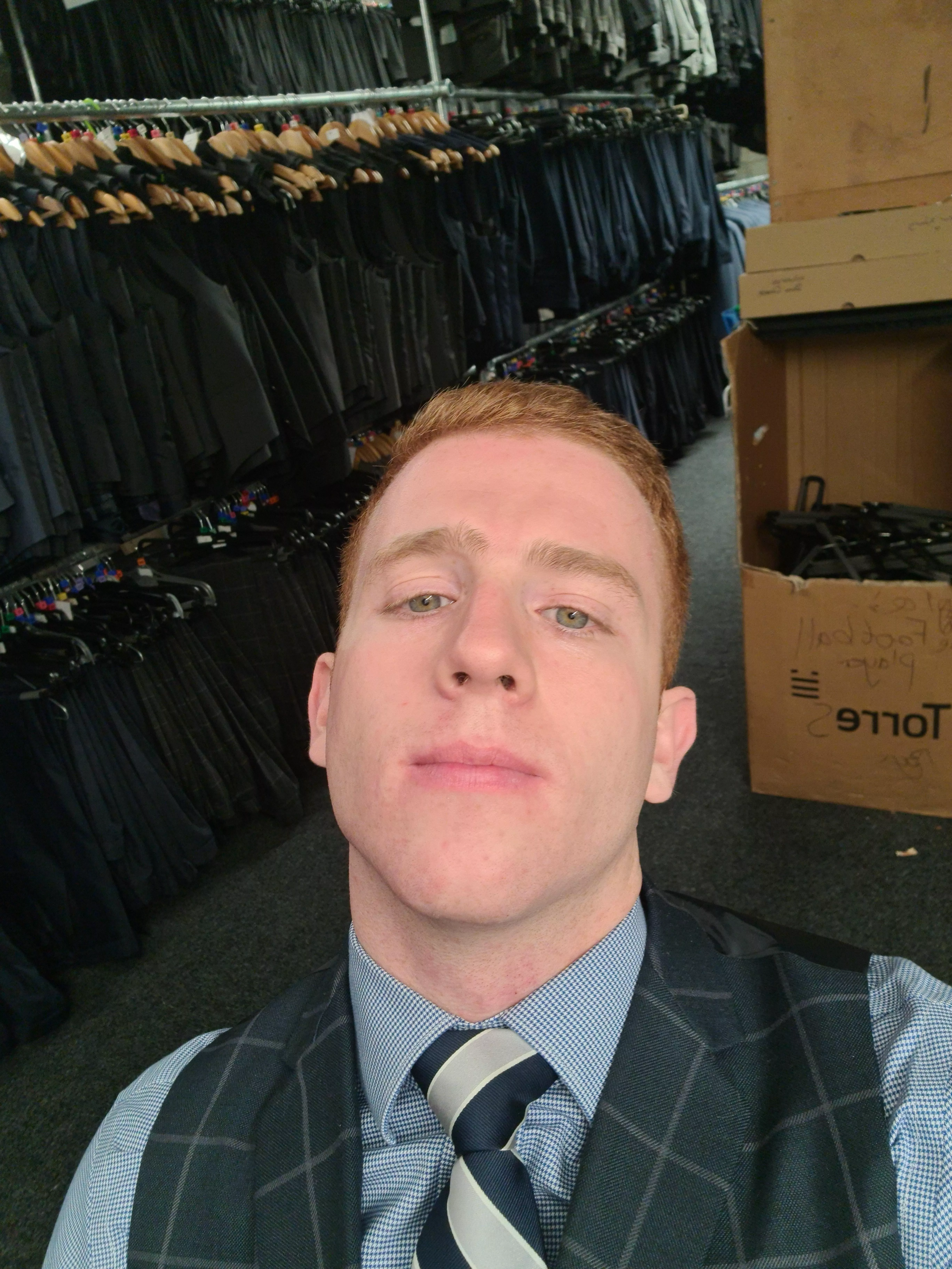 Looking for some buddies in the uk to chat with and maybe see where it goes. posted by Charming-Ground-755