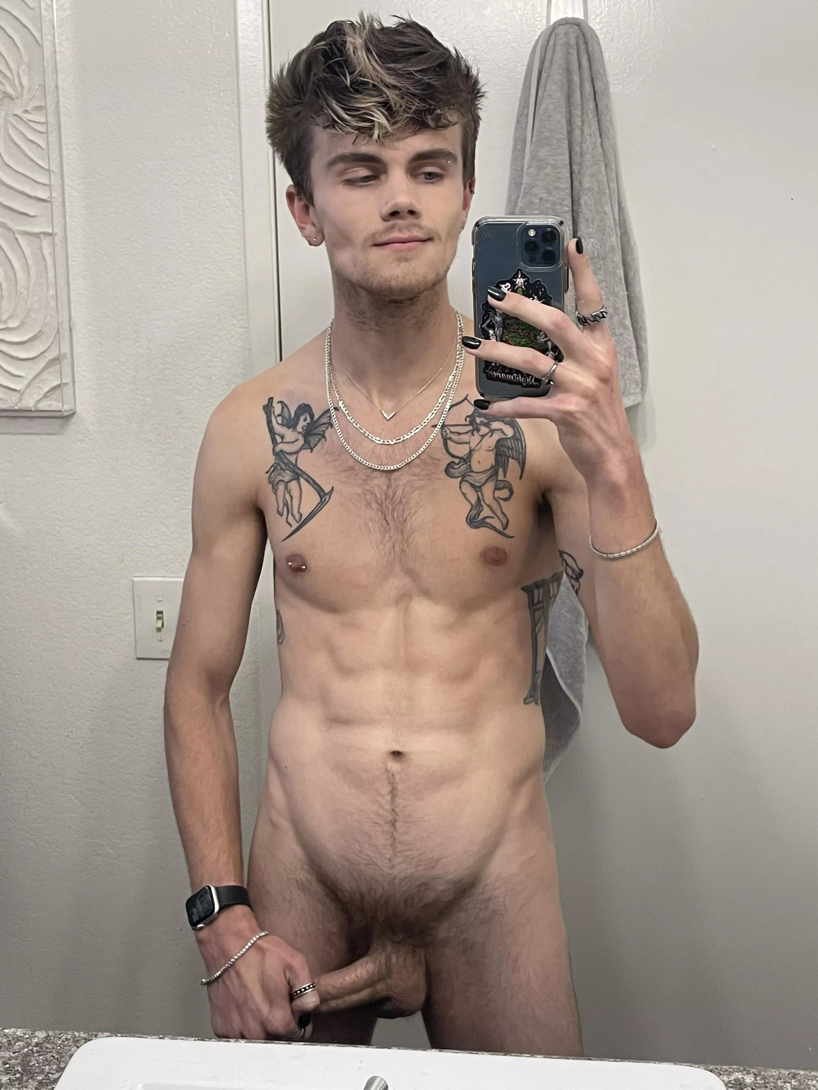 Looking for some fun posted by aceheartbreak