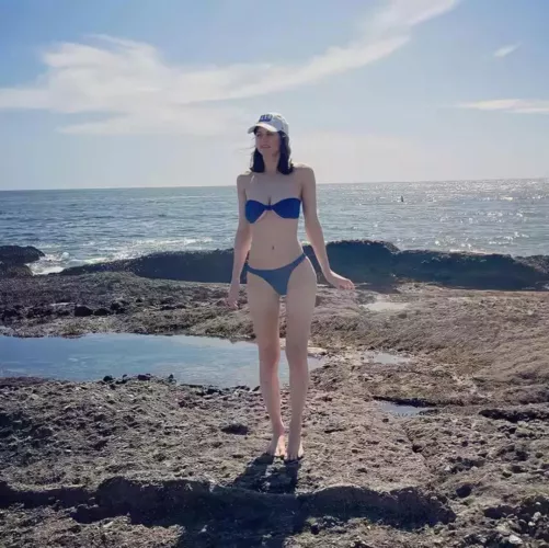 Looking for someone to play Alexandra Daddario in a longterm romantic roleplay by Chris2341King