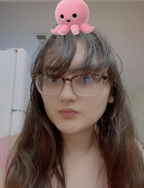 Looking for someone to tribute my ex. Nudes in dms by Ecstatic_Frame_1260