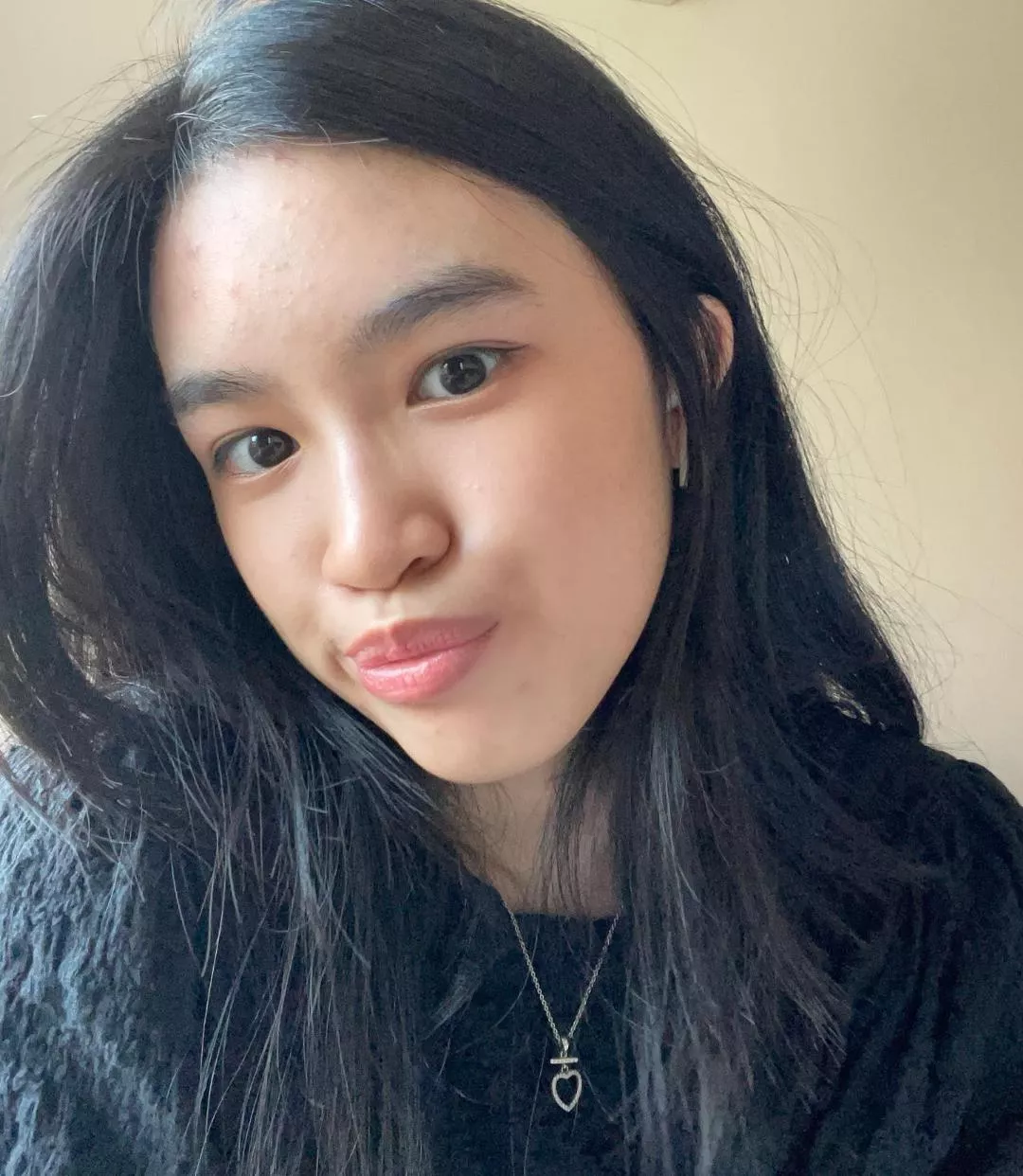 Looking for volunteers to degrade and humiliate me.. posted by petite_emily