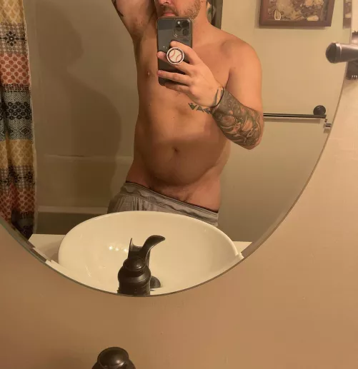 Looking to do some customer pictures or videos, I’m down to do about anything. Hit me up. No free content. All custom by Rude-Lengthiness1155