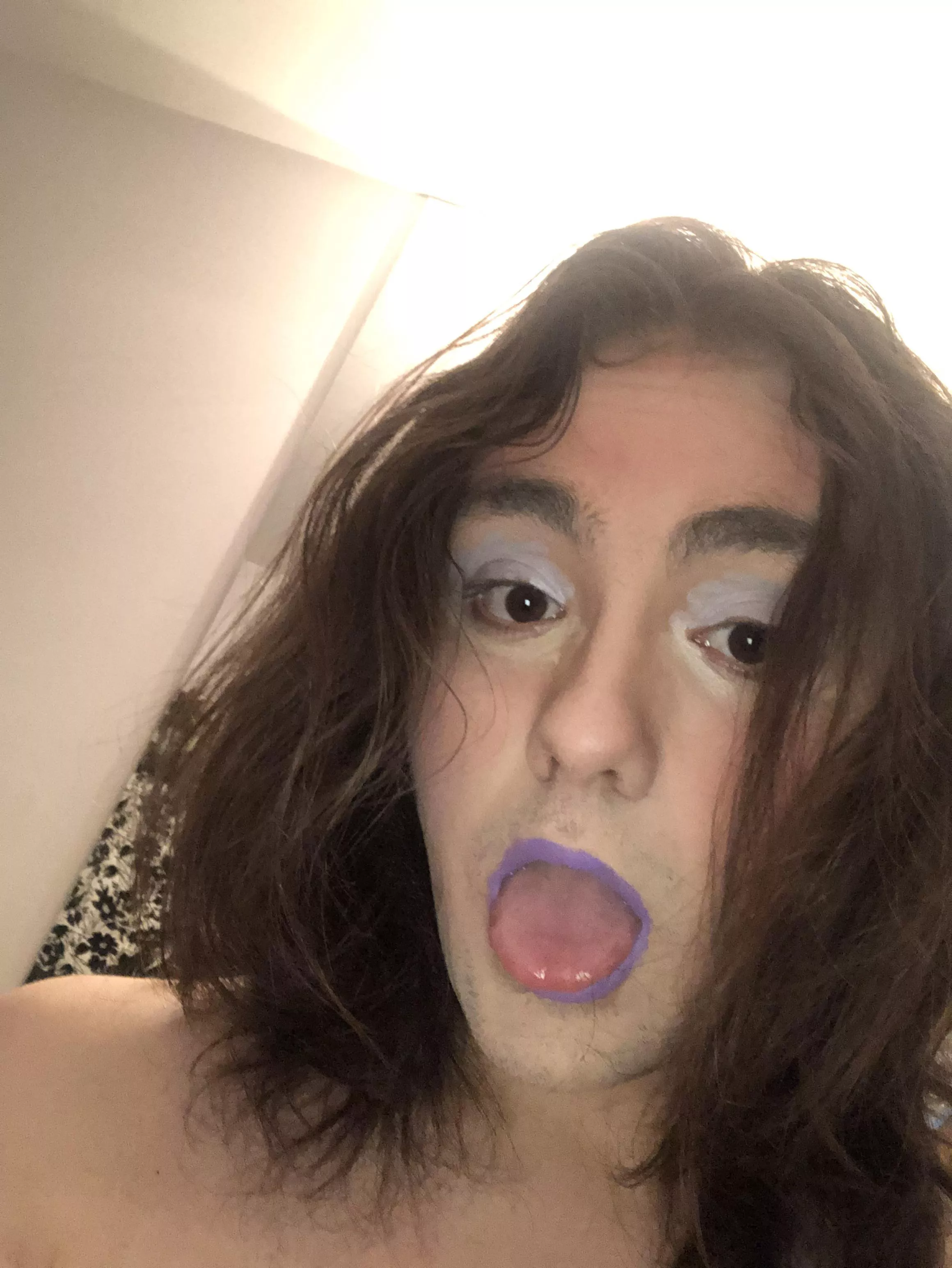 Looking to give someone my personal info and my friends socials for some tasks and exposure. Give me harder and harder task if I fail u expose me to all my friends. posted by sarahsmiles3343