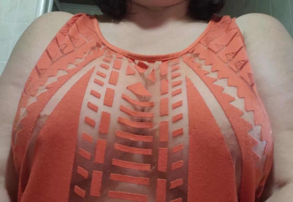 Looks like a nice shirt to wear to the store today!! posted by jumblia1776