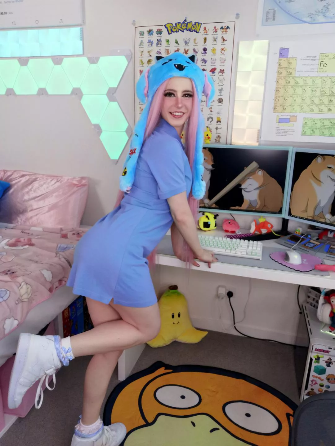 looks like you dropped something, need me to pick it up? 🤤💞 posted by lilfakegamer