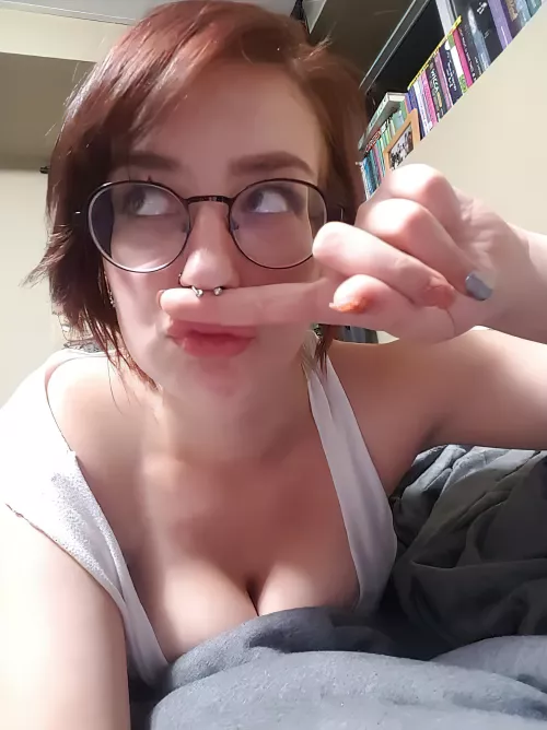 Loose top, big tits ;p by Dense_Permit6387