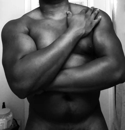 Lorem ipsum I have big arms so draw me. I pick things up and put them down. by darkchiefrises