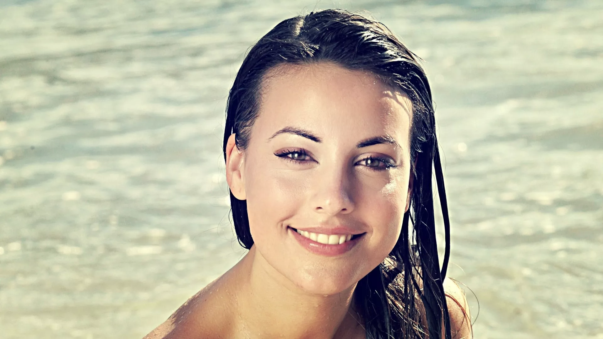 Lorena Garcia posted by rerics