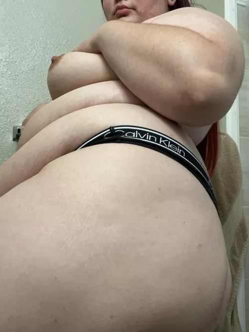 lots of rolls <3 by bbwhoney-