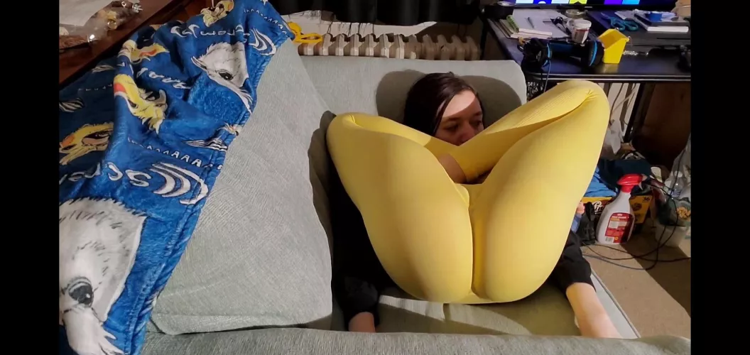 Lotus pose by SweetMagic39