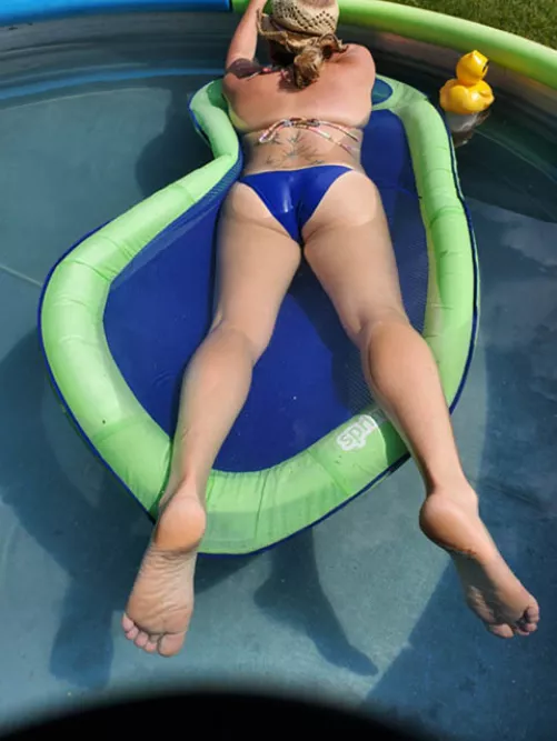 lounging around by wyckedjasmine