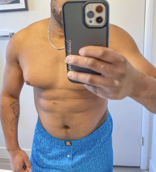 Lounging around. by galactichands