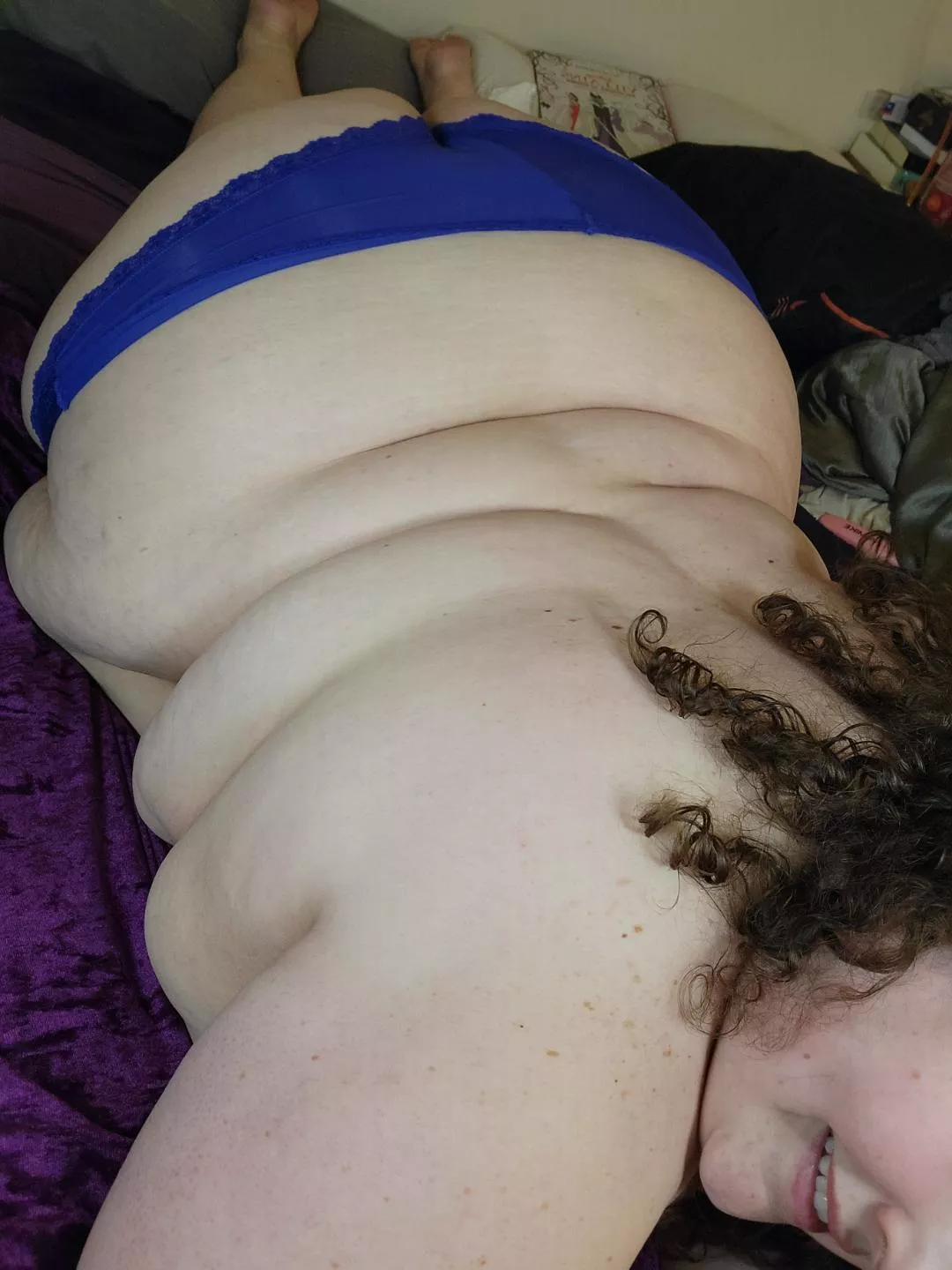 lounging in bed...wanna snuggle? posted by PumpkinsBats_96