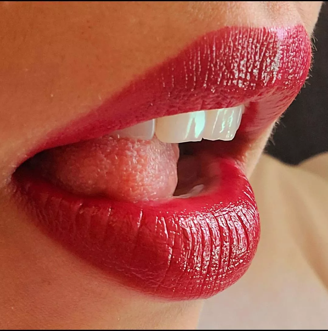 love 💄 posted by Inside_Student3827