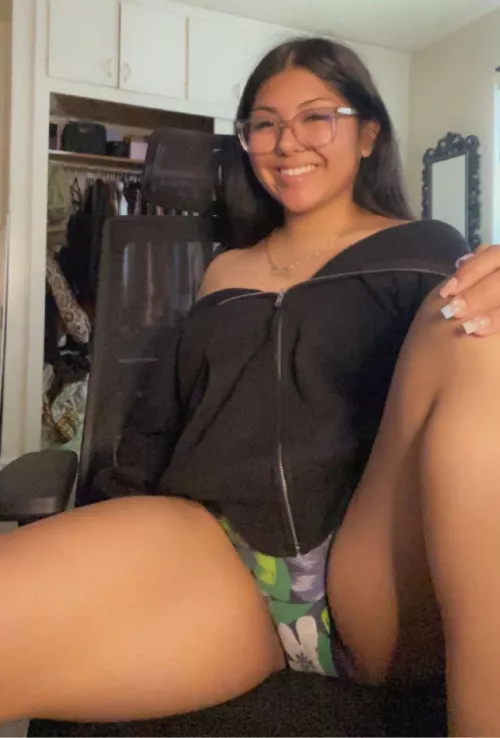 love a good pair of glasses by SadCarrot6758